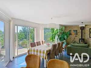 Maison de campagne à Doulezon (33350)
