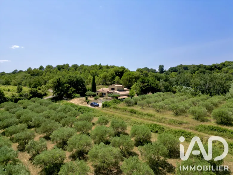 Maison 6 pièces 153 m² · à Saint-Marcel-d'Ardèche · 153 m² · 300 000 €