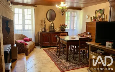 Village house in Saint-Jean-de-Côle (24800)
