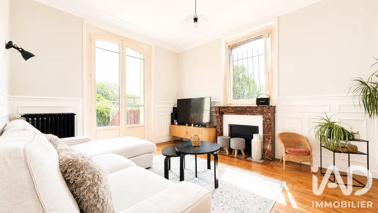 Maison 6 pièces 123 m² · à Crépy-en-Valois · 123 m² · 399 000 €