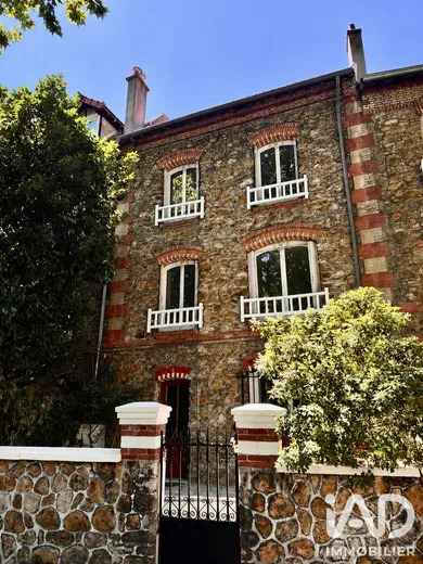 Maison à Paris (75020)