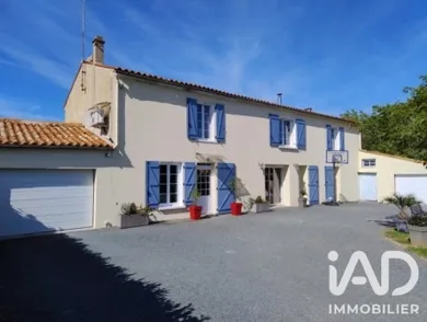 Maison traditionnelle à La Taillée (85450)