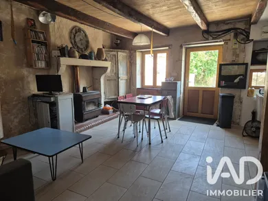 Maison de campagne à Romagne (86700)