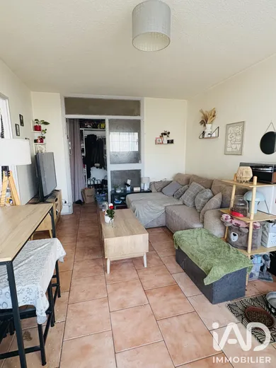 Apartment in La Rochelle (17000)
