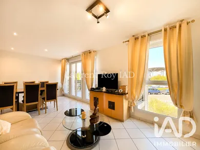 Duplex à Saint-Ouen-l'Aumône (95310)