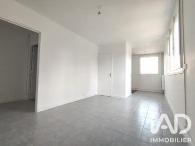 Appartement à Les Ulis (91940)