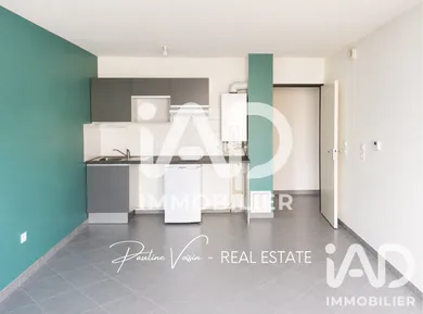 Appartement à Bordeaux (33800)