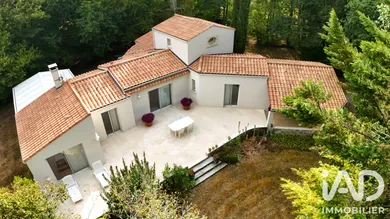 Maison à Pisany (17600)