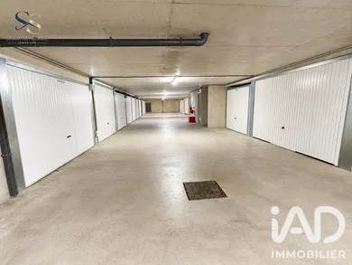 Garage in Nice (06100)