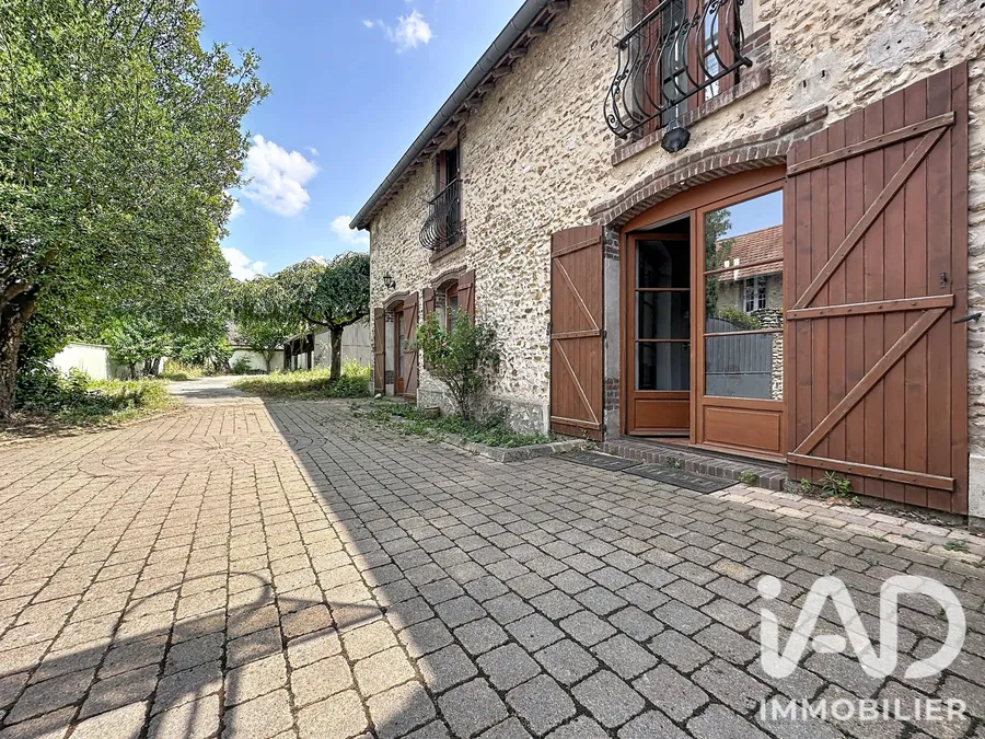 Maison traditionnelle à Garancières (78890) photo 3