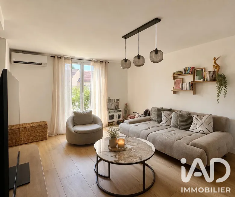 Maison 4 pièces 108 m² · à Marolles-en-Brie · 108 m² · 464 000 €