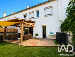 Townhouse in Saint-Nazaire (44600)