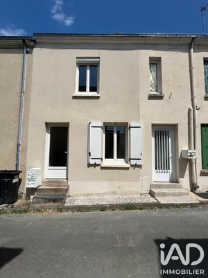 Maison de ville à Mûrs-Erigné (49610)