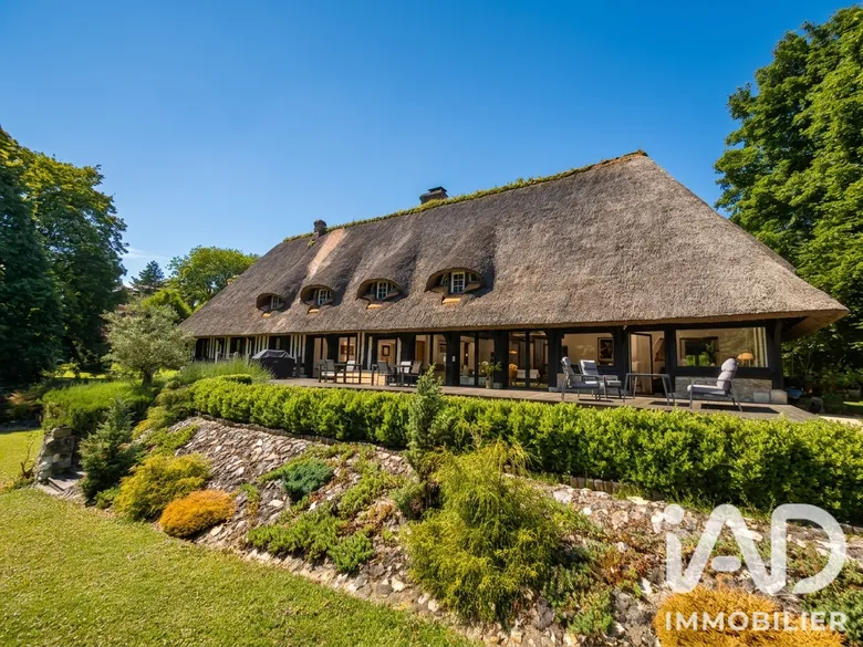 Maison 10 pièces 385 m² · à Bois-Guillaume · 385 m² · 1 751 000 €