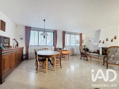 House in Montfermeil (93370)