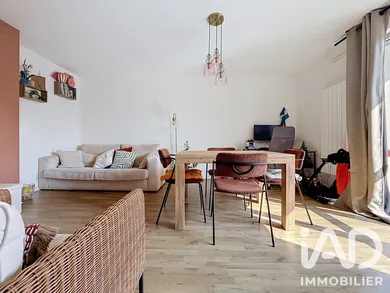 Apartment in Savigny-sur-Orge (91600)