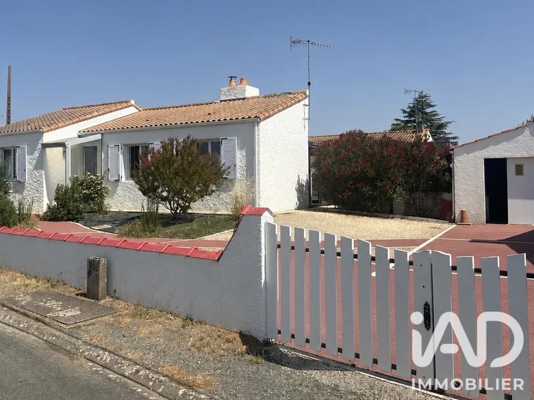 Maison 4 pièces 85 m² · à Longeville-sur-Mer · 85 m² · 252 500 €