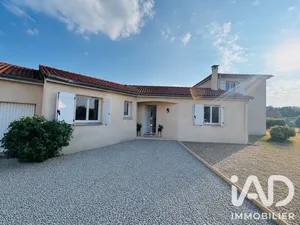 Maison à Sainte-Agathe-la-Bouteresse (42130)