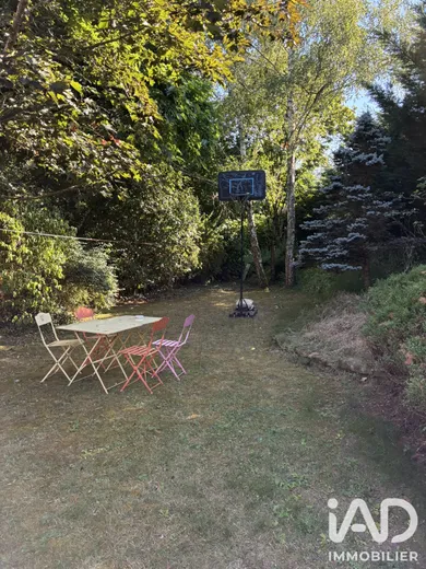 Maison traditionnelle à Bures-sur-Yvette (91440)