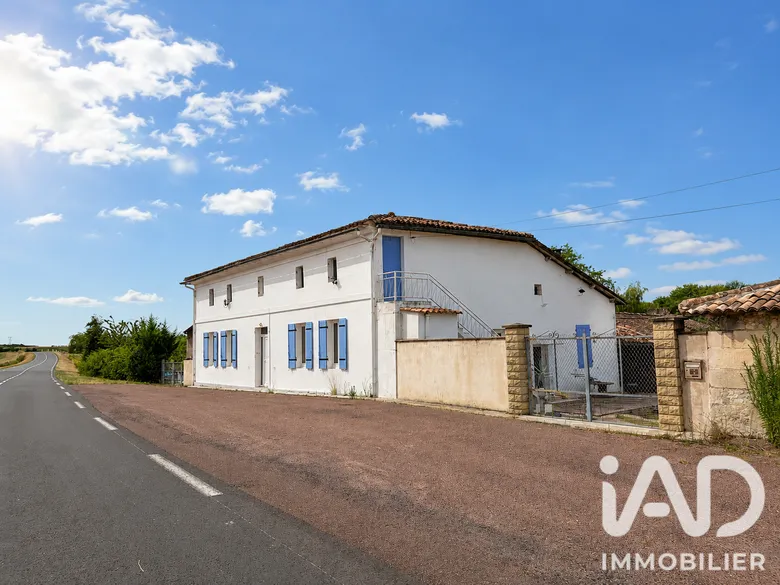 Maison 6 pièces 172 m² · à Saint-Palais-de-Négrignac · 172 m² · 185 000 €