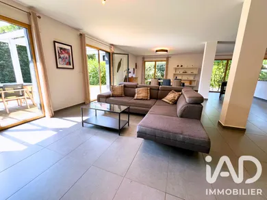 Maison à Divonne-les-Bains (01220)