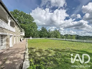 Domaine à Montfort-l'Amaury (78490)
