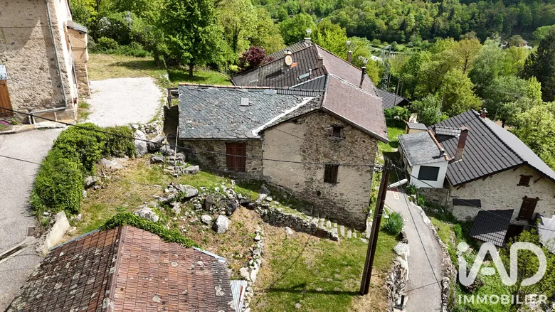 Maison 4 pièces 160 m² · à Ax-les-Thermes · 160 m² · 120 000 €