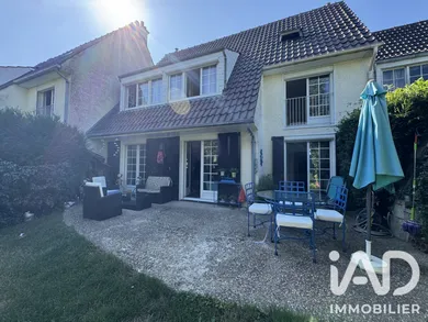 Maison traditionnelle à Breuillet (91650)