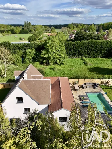 Architectural house in Grosrouvre (78490)