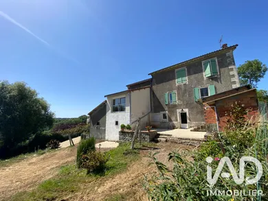 House in Clavé (79420)
