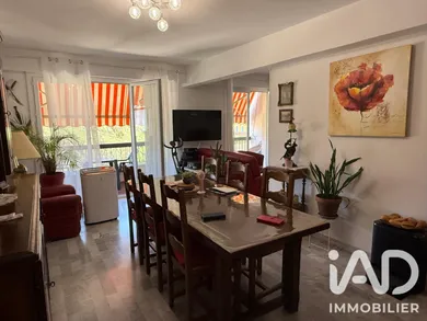 Appartement à Hyères (83400)