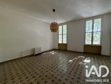 Appartement à Bédarrides (84370)
