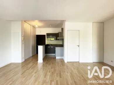 Apartment in La Rochelle (17000)