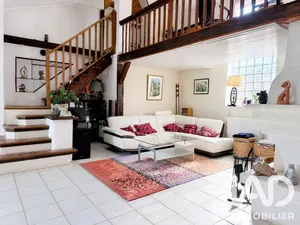House in Bullion (78830)