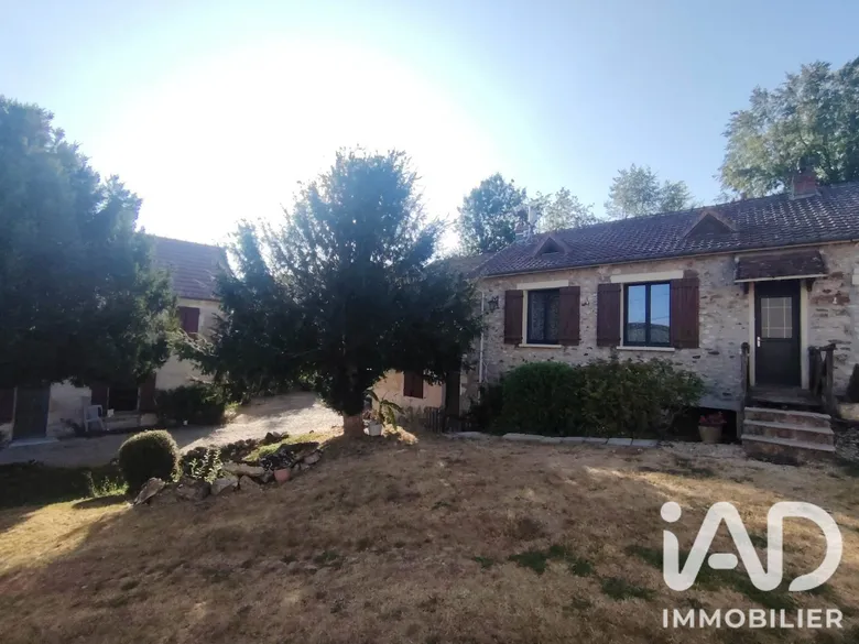 Maison 5 pièces 111 m² · à Courthiézy · 111 m² · 208 000 €
