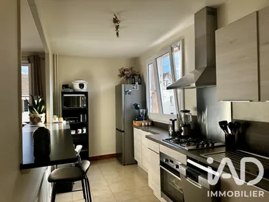 Apartment in Montluçon (03100)