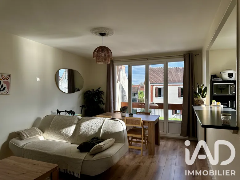 Appartement 3 pièces 65 m² · à Montluçon · 64,5 m² · 650 €