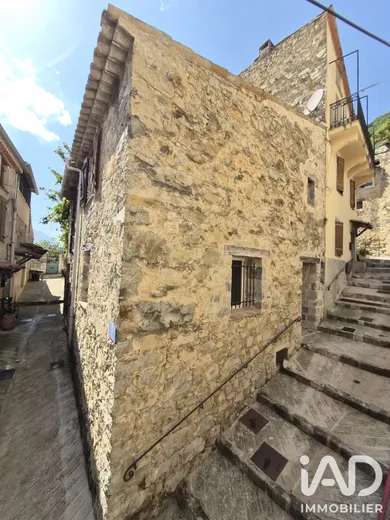 Maison de village à Conségudes (06510)