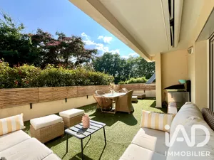Apartment in Nantes (44300)