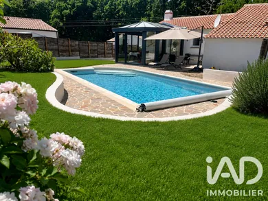 Maison à Challans (85300)