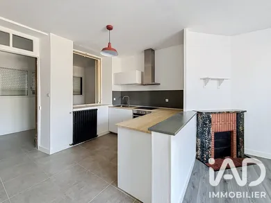 Apartment in Combourg (35270)