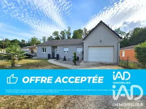 Detached house in Laneuville-au-Pont (52100)