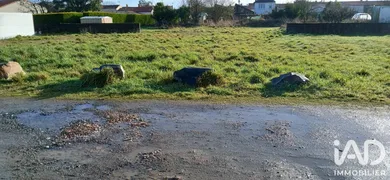Terrain à Les Landes-Genusson (85130)