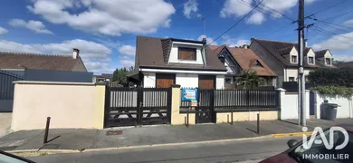 Maison traditionnelle à Claye-Souilly (77410)