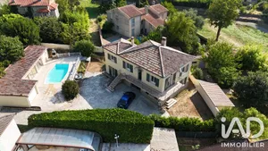 Maison traditionnelle à Aubenas (07200)