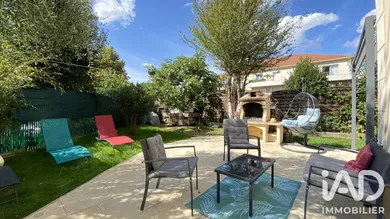 Maison traditionnelle à Maurecourt (78780)
