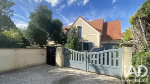 Maison traditionnelle à Maurecourt (78780)