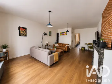 Appartement à Charleville-Mézières (08000)
