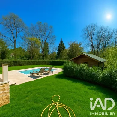 Maison à Châteauneuf-Grasse (06740)