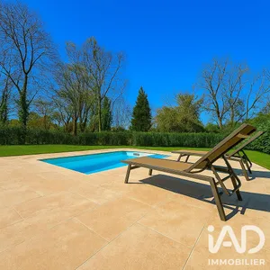 Maison à Châteauneuf-Grasse (06740)